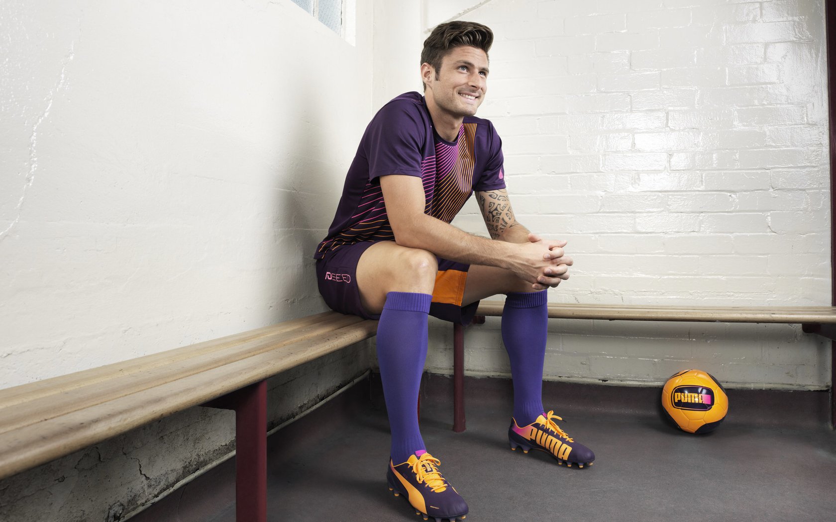 传奇再续:那些“传承”经典的年轻球员们,足坛十大年轻球员